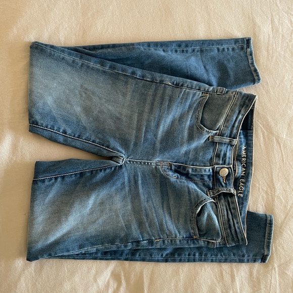 AE skinny jeans -Size 0 short - Picture 1 of 6
